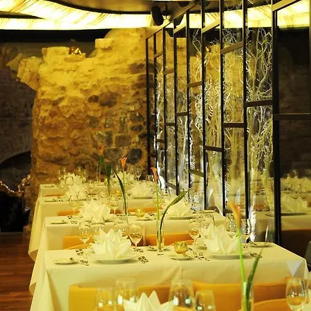 Royal Square & 5* Riga